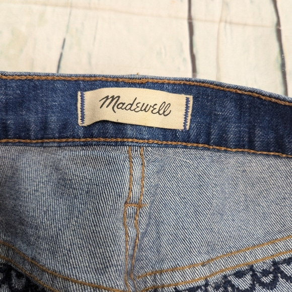 Madewell The High-Rise Slim Boy Jean with floral embroidery. - Picture 5 of 8